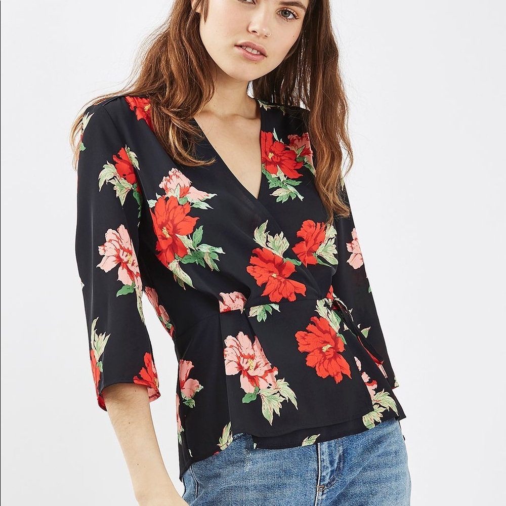 NWOT flawless floral wrap top by Topshop
